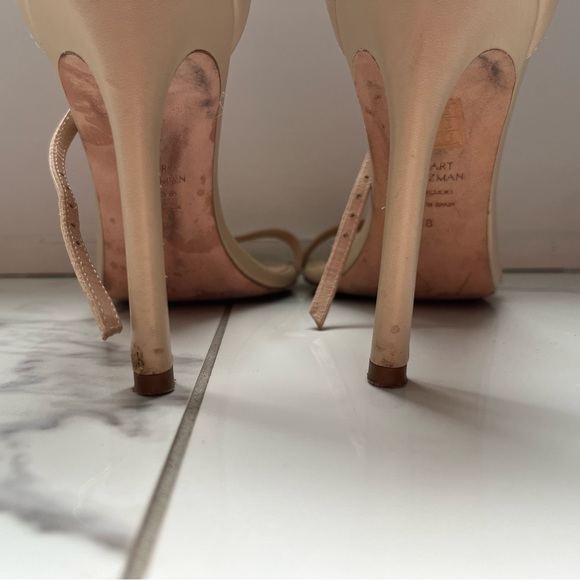 Stuart Weitzman beige heel - Picture 3 of 3
